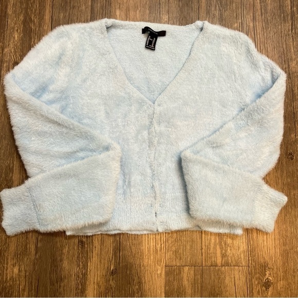 Forever 21 Fuzzy Crop Top V neck sweater cardigan knit, Size XL - Picture 9 of 10